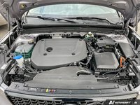 2026 Volvo XC40 Plus Dark Theme-7