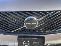 2026 Volvo XC90 Plug-In Hybrid Plus Dark Theme-6
