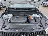 2026 Volvo XC90 Plug-In Hybrid Plus Dark Theme-7