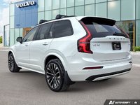 2026 Volvo XC90 Plug-In Hybrid Plus Dark Theme-3