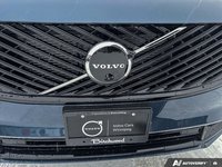2026 Volvo XC90 Plug-In Hybrid Plus Dark Theme-5