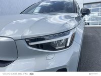 2025 Volvo EX40 Plus-7