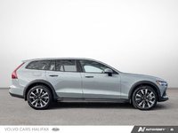 2025 Volvo V60 Cross Country Plus-2
