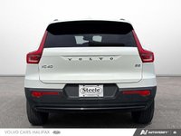 2023 Volvo XC40 Ultimate Dark Theme-4