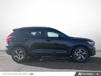 2023 Volvo XC40 Core-2