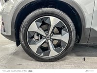 2025 Volvo XC40 Plus Dark Theme-5