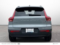 2025 Volvo XC40 Plus Dark Theme-4