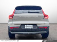 Volvo XC40 Plus Bright Theme 2025-4
