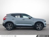 Volvo XC40 Core Bright Theme 2025-2