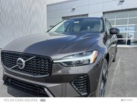 Volvo XC60 Plug-In Hybrid Plus Dark Theme 2025-7