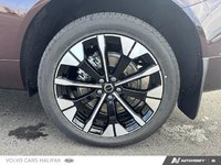 2026 Volvo XC60 Plug-In Hybrid Plus Dark Theme-5