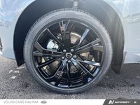 2026 Volvo XC60 Plug-In Hybrid Ultra Black Edition-5