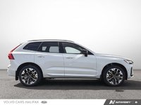 2026 Volvo XC60 Plug-In Hybrid Plus Dark Theme-2