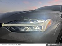 2025 Volvo XC60 Plus Dark Theme-7