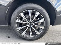 2025 Volvo XC60 Plus Dark Theme-5