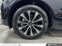 Volvo XC60 Plus Dark Theme 2025-5