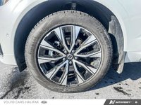 2025 Volvo XC60 Plus Dark Theme-5