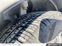 2025 Volvo XC60 Plus Dark Theme-6