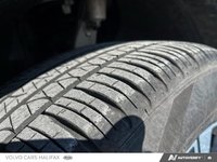 2025 Volvo XC60 Plus Dark Theme-6