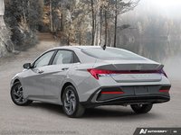2024 Hyundai Elantra Luxury-3
