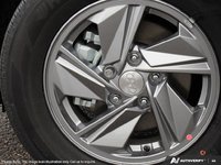 2025 Hyundai Elantra Essential-7