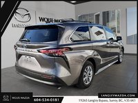 2022 Toyota Sienna LE-4
