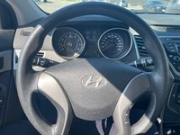 2015 Hyundai Elantra L-5