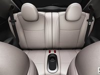 Fiat 500e GIORGIO ARMANI 2025-interior-rear