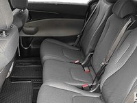 Kia Carnival HEV LX+ 2026-interior-rear