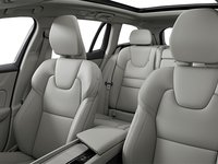 Volvo V60 Cross Country Ultra 2026-interior-front