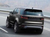 Land Rover’s 2025 Electrification Strategy: A Look Ahead