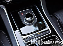 2017 JAGUAR XF 20D AWD R-SPORT