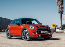 The 2019 MINI Cooper: Iconic Styling and Performance - 2