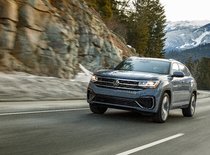 Standard Safety Features Inside the Atlas Cross Sport - 1