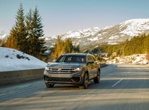 Standard Safety Features Inside the Atlas Cross Sport - 3