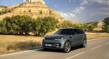 Range Rover Sport 2025 ou Porsche Cayenne 2025 : quel VUS de luxe domine vraiment les routes de Montréal?