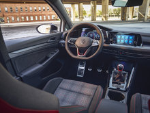 La Volkswagen Golf GTI 380 2024 et la dernière chance de la transmission manuelle