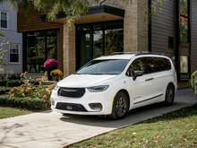 5 Reasons the 2024 Chrysler Pacifica is the Minivan to Beat