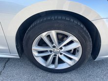 2021 Volkswagen Passat Highline 2.0T 6sp at w/Tip