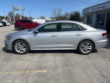 2021 Volkswagen Passat Highline 2.0T 6sp at w/Tip