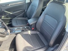 2021 Volkswagen Passat Highline 2.0T 6sp at w/Tip
