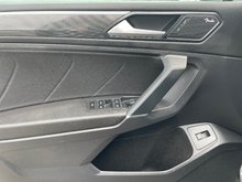 2018 Volkswagen Tiguan Highline 2.0T 8sp at w/Tip 4M 3rd Row Seating