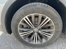 2018 Volkswagen Tiguan Highline 2.0T 8sp at w/Tip 4M 3rd Row Seating