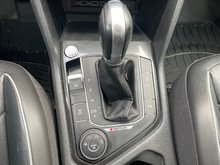 2018 Volkswagen Tiguan Highline 2.0T 8sp at w/Tip 4M 3rd Row Seating