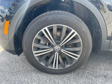 2018 Volkswagen Tiguan Highline Features , features, features!!!