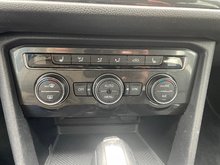 2018 Volkswagen Tiguan Comfortline 2.0T 8sp at w/Tip 4M 7 Seater