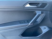 2020 Volkswagen Tiguan Comfortline 2.0T 8sp at w/Tip 4M Amazing family vehicle