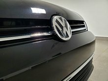 2020 Volkswagen Golf Highline Sunroof + App Connect