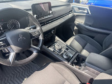 Mitsubishi Outlander ES 7 PASSAGERS CARPLAY SIÈGES CHAUFFANTS CAMÉRA 2022