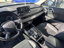 Mitsubishi OUTLANDER SEL TOIT PANO CUIR CAMÉRA 360 CARPLAY 2022